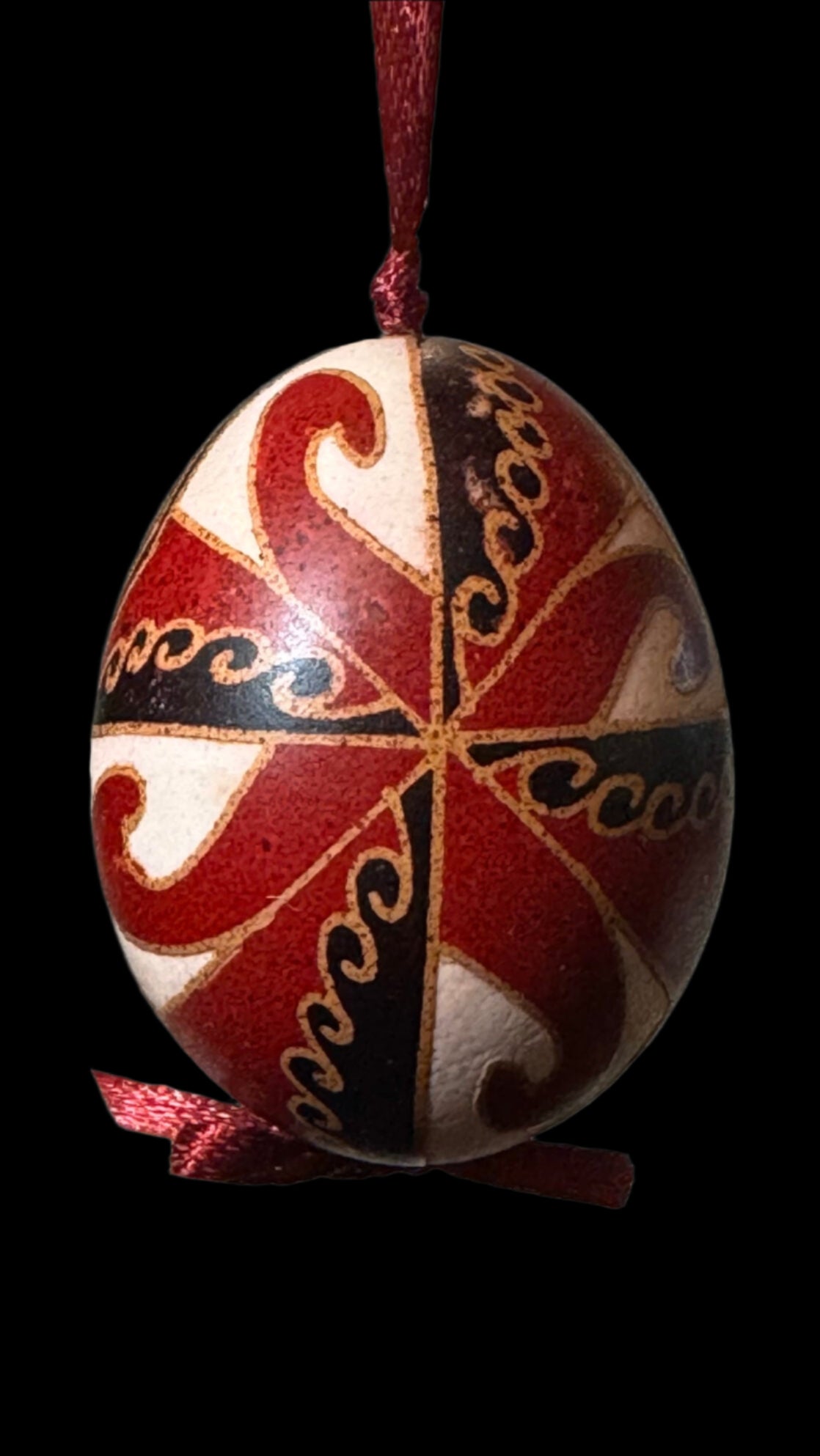 Hand-painted Ukrainian chicken Pysanka #20