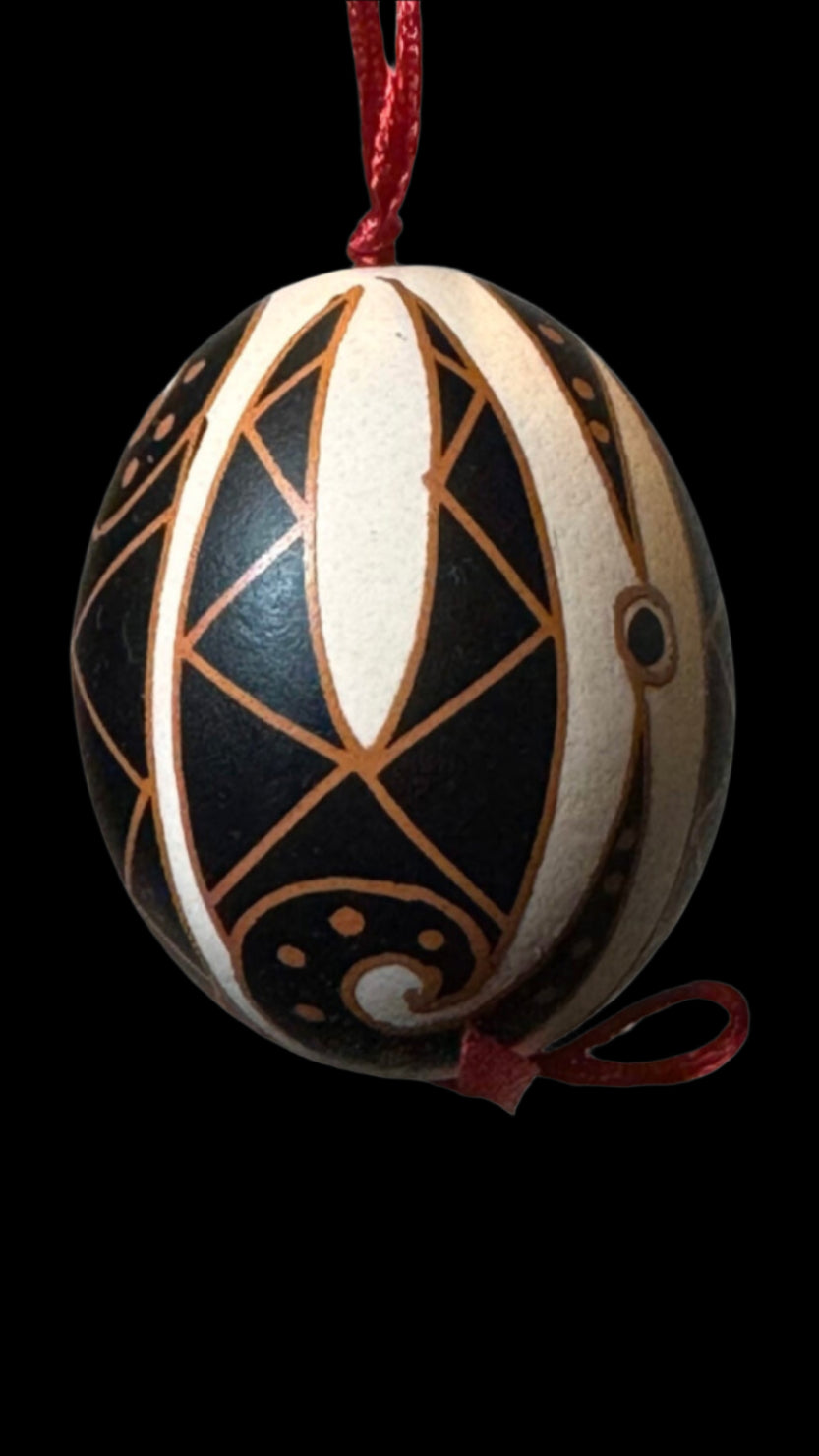 Hand-painted Ukrainian chicken Pysanka #31