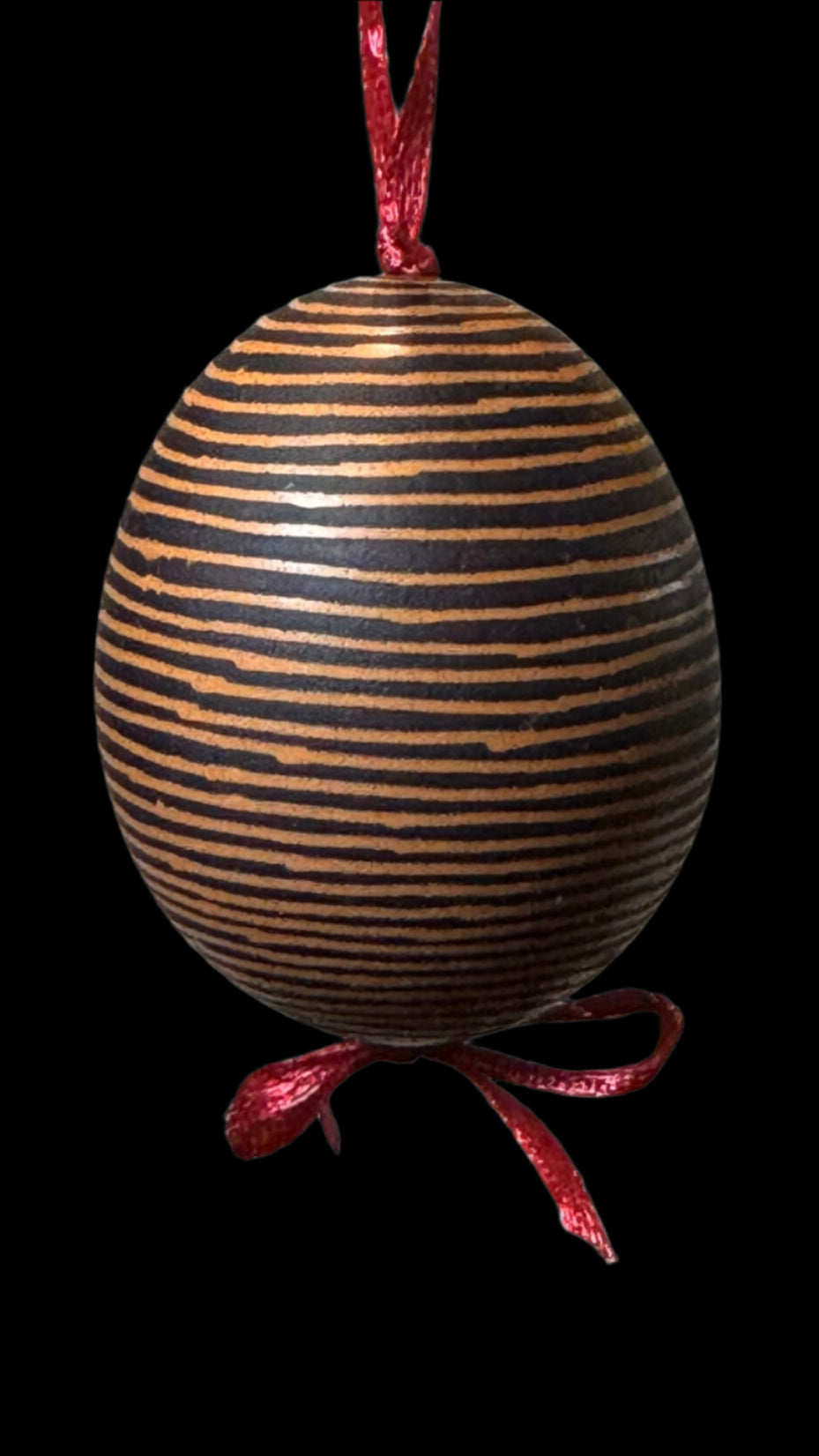 Hand-painted Ukrainian chicken Pysanka #32