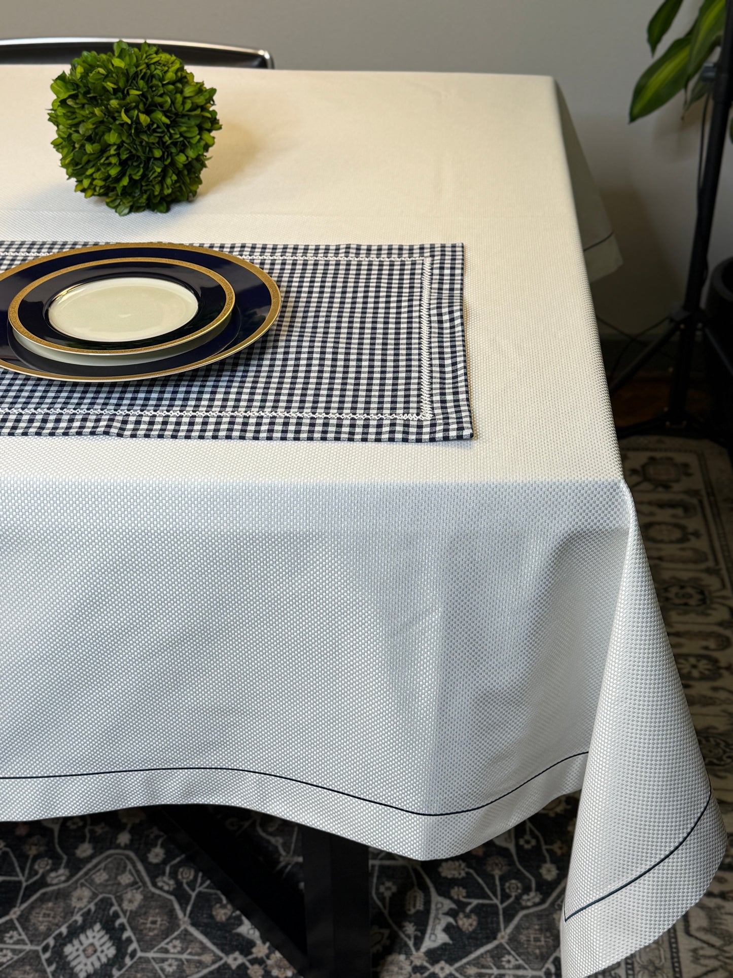 Tablecloth with embroidery #1