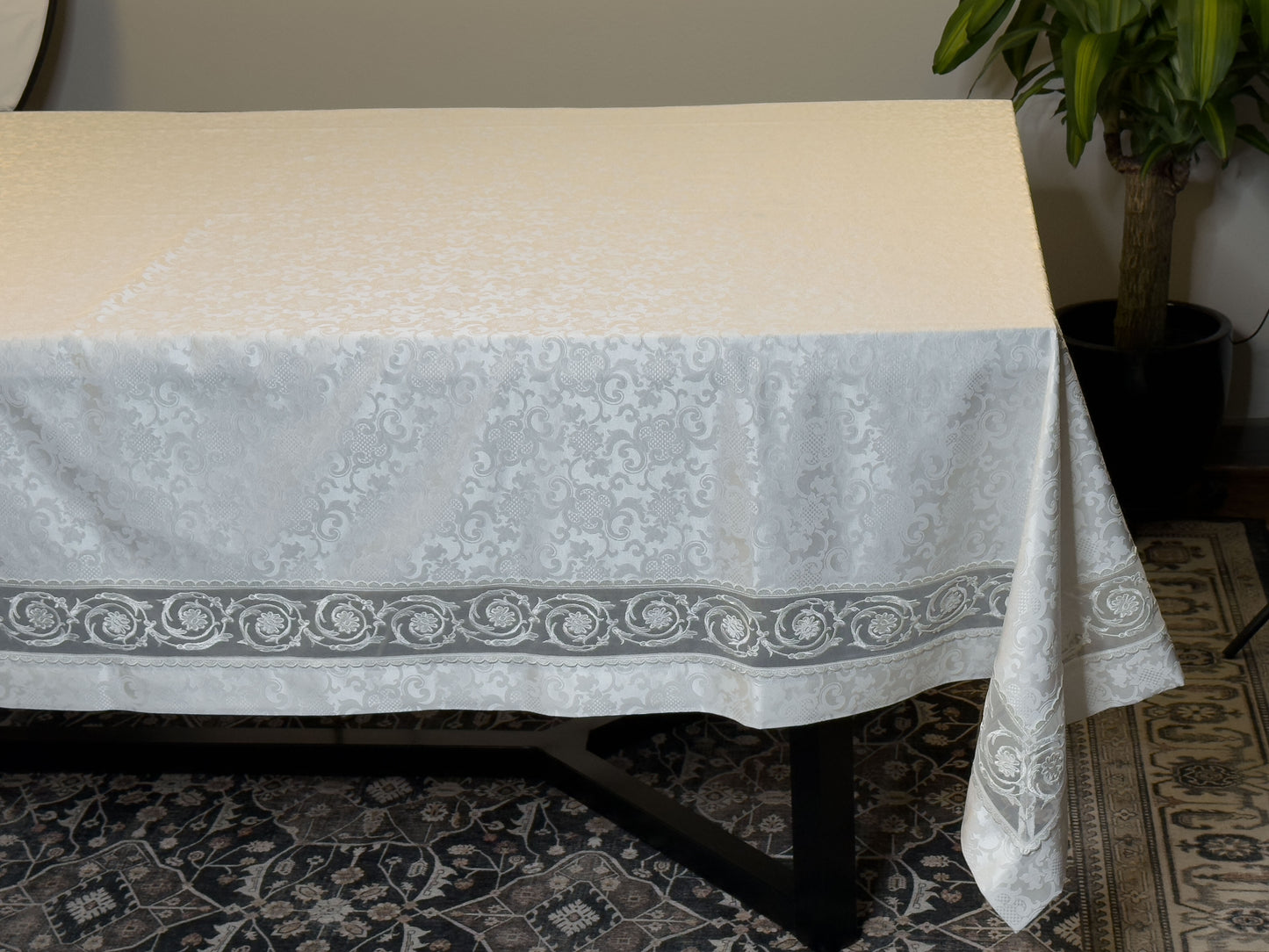 Tablecloth White #1