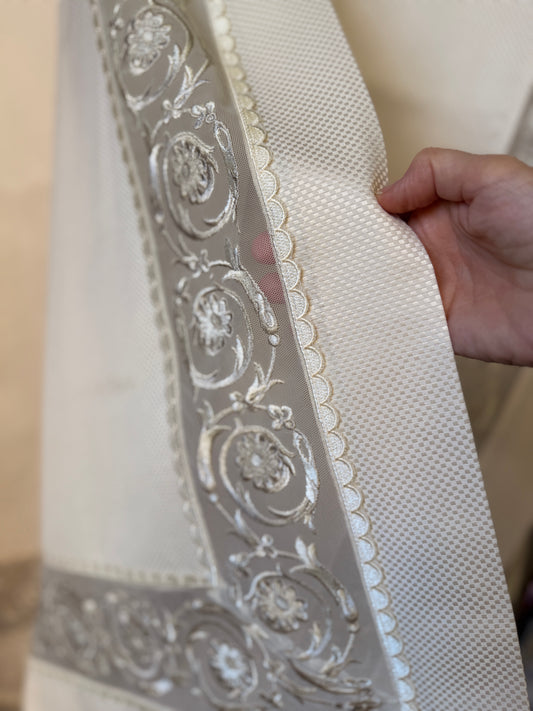 Tablecloth beige #1