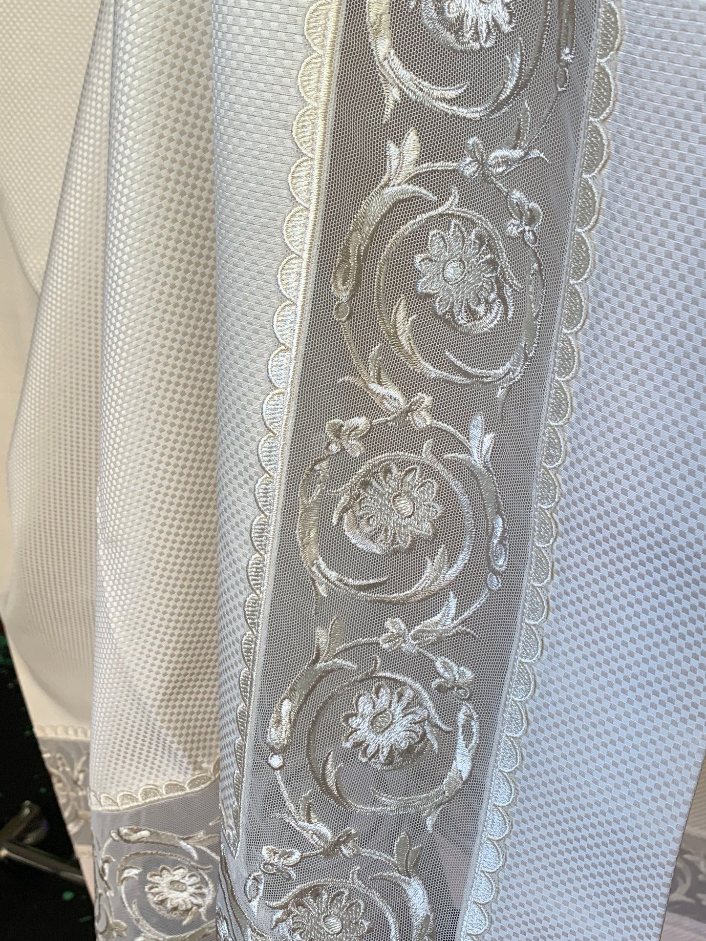 Tablecloth beige #1