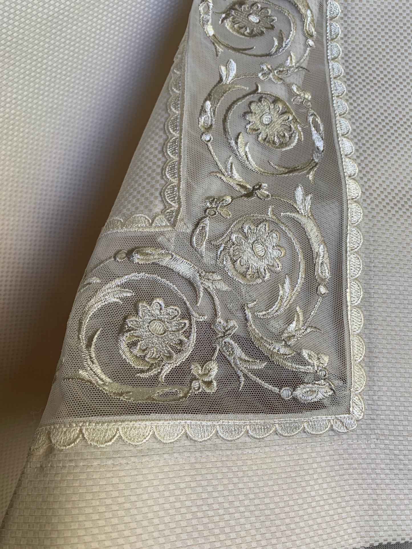 Tablecloth beige #1