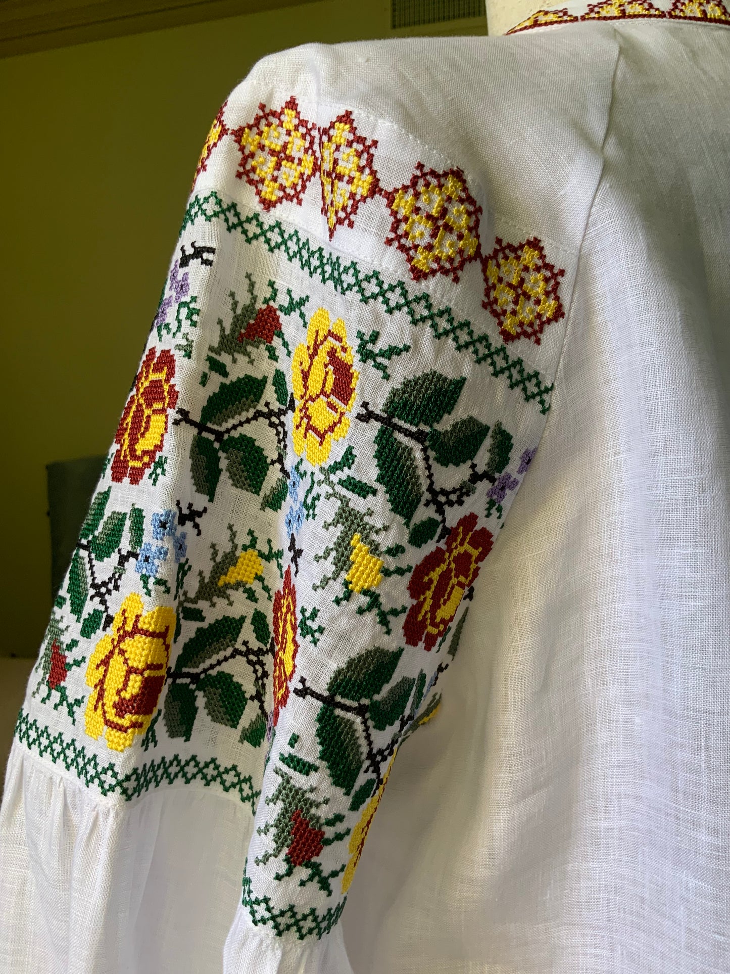 Women's linen Embroidery #1