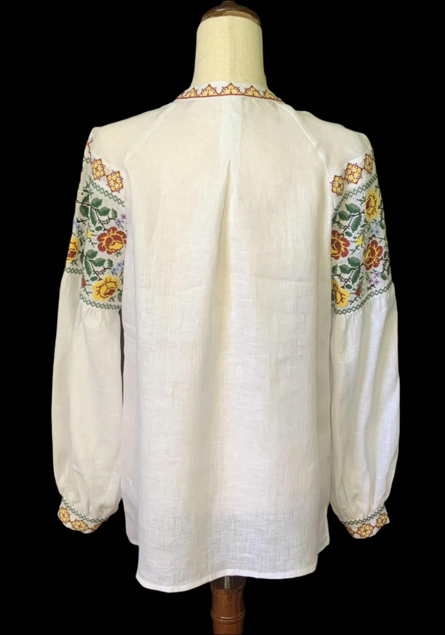 Women's linen Embroidery #1