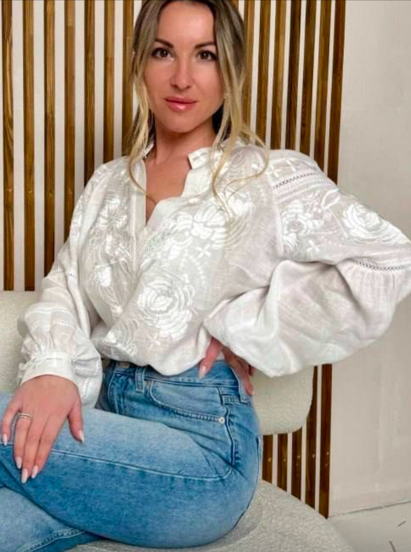 Women's blouse "Shervino"
