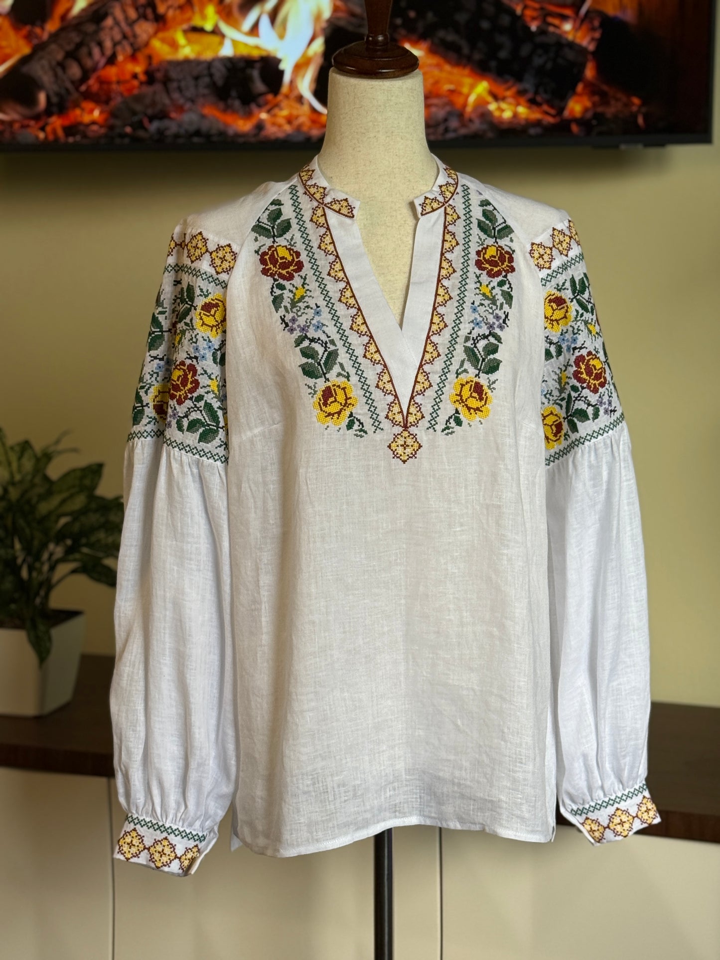 Women's linen Embroidery #1