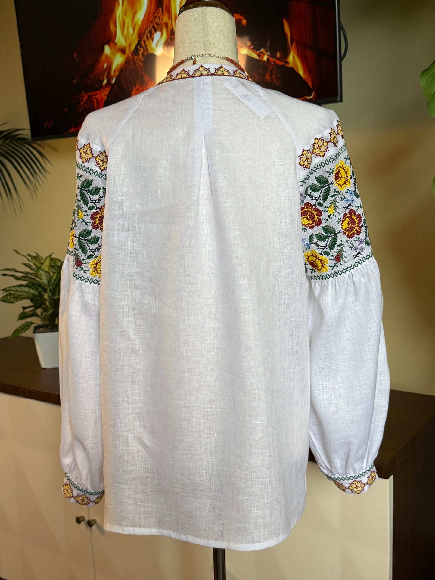 Women's linen Embroidery #1