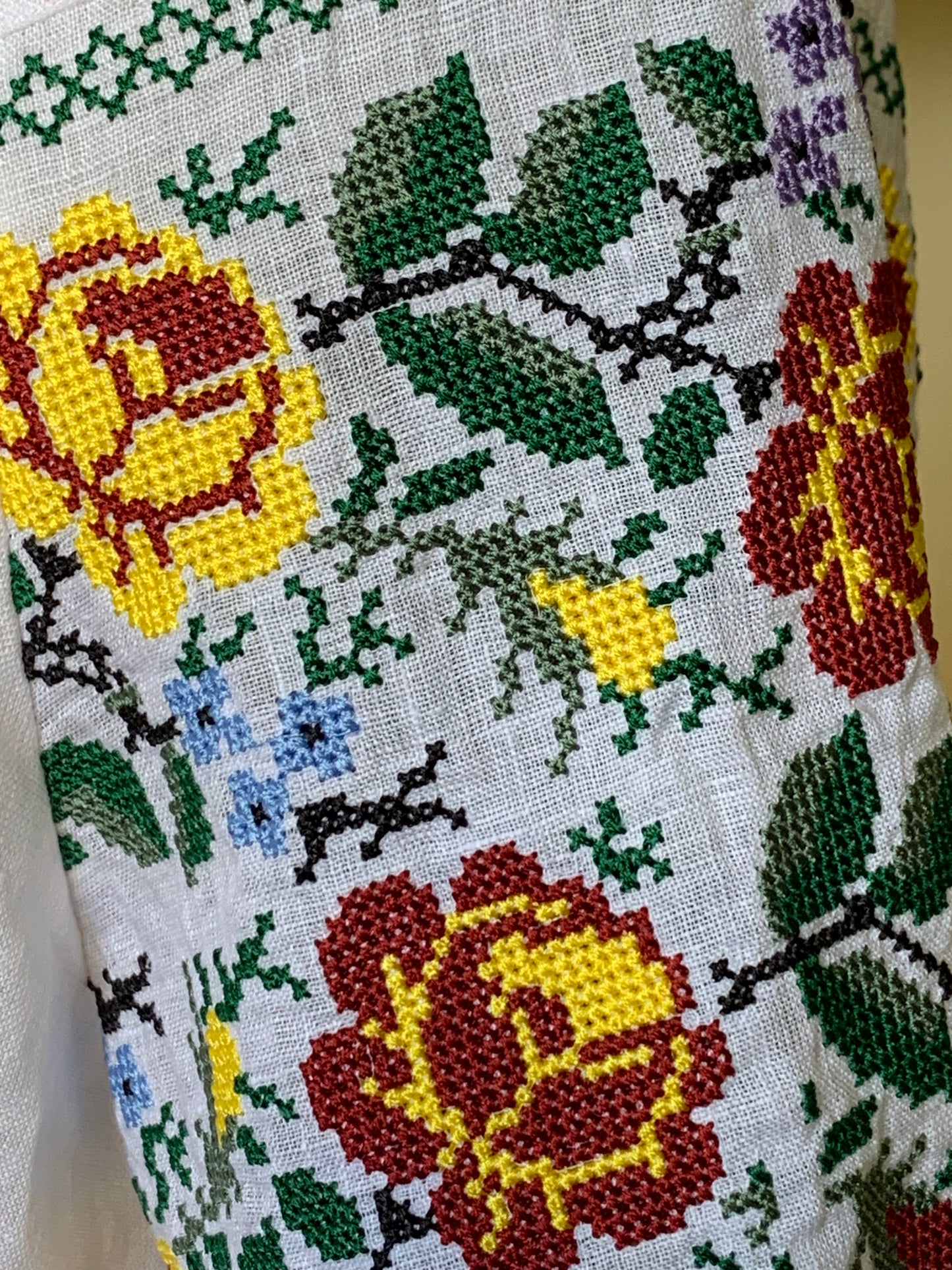 Women's linen Embroidery #1
