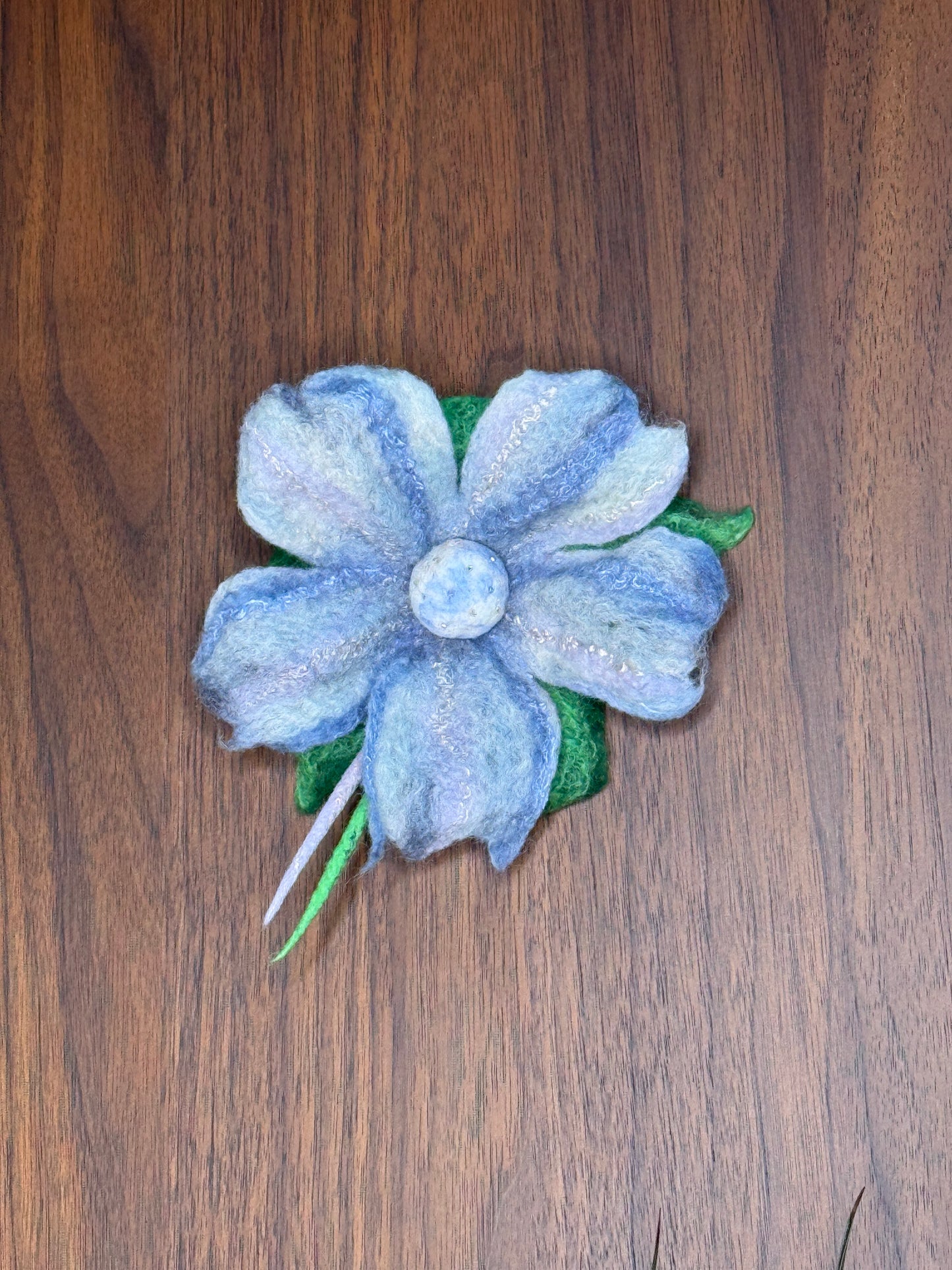 Brooch 1