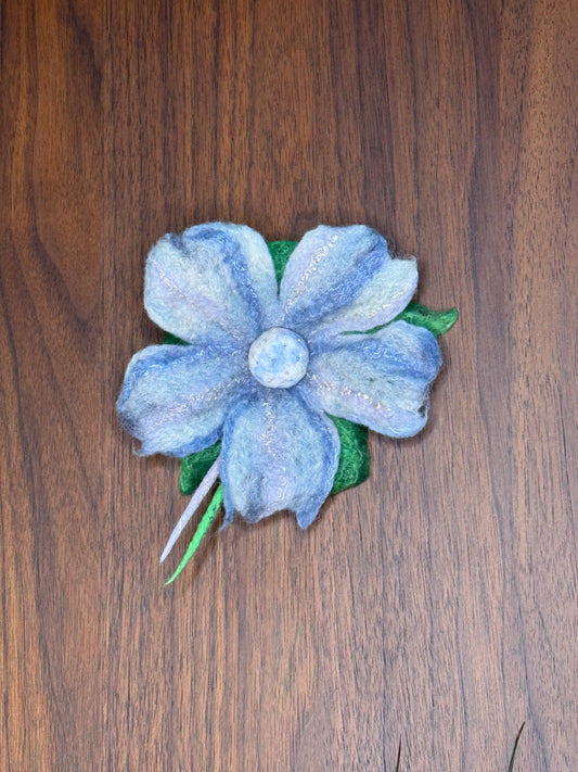 Brooch 1