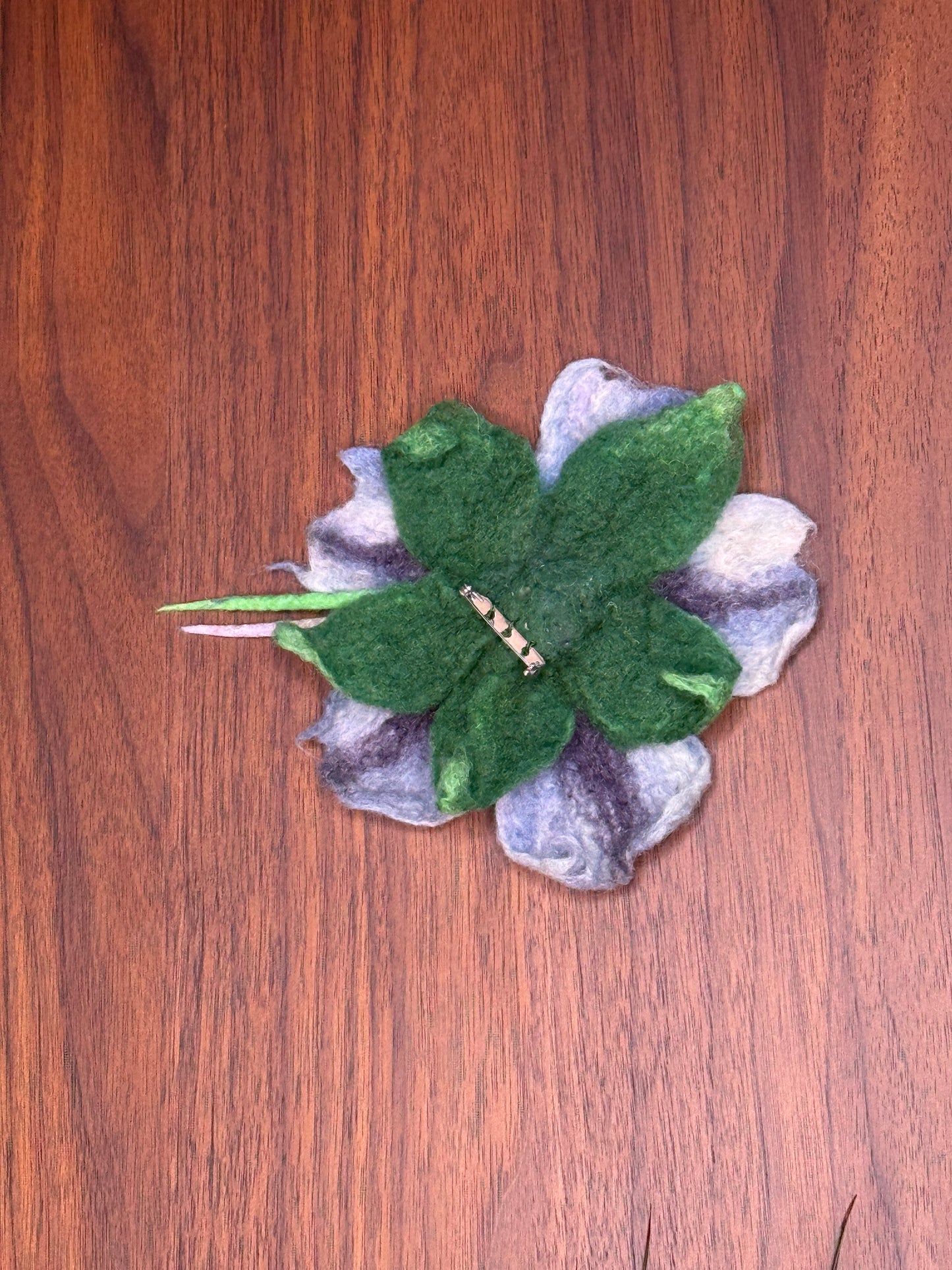 Brooch 1
