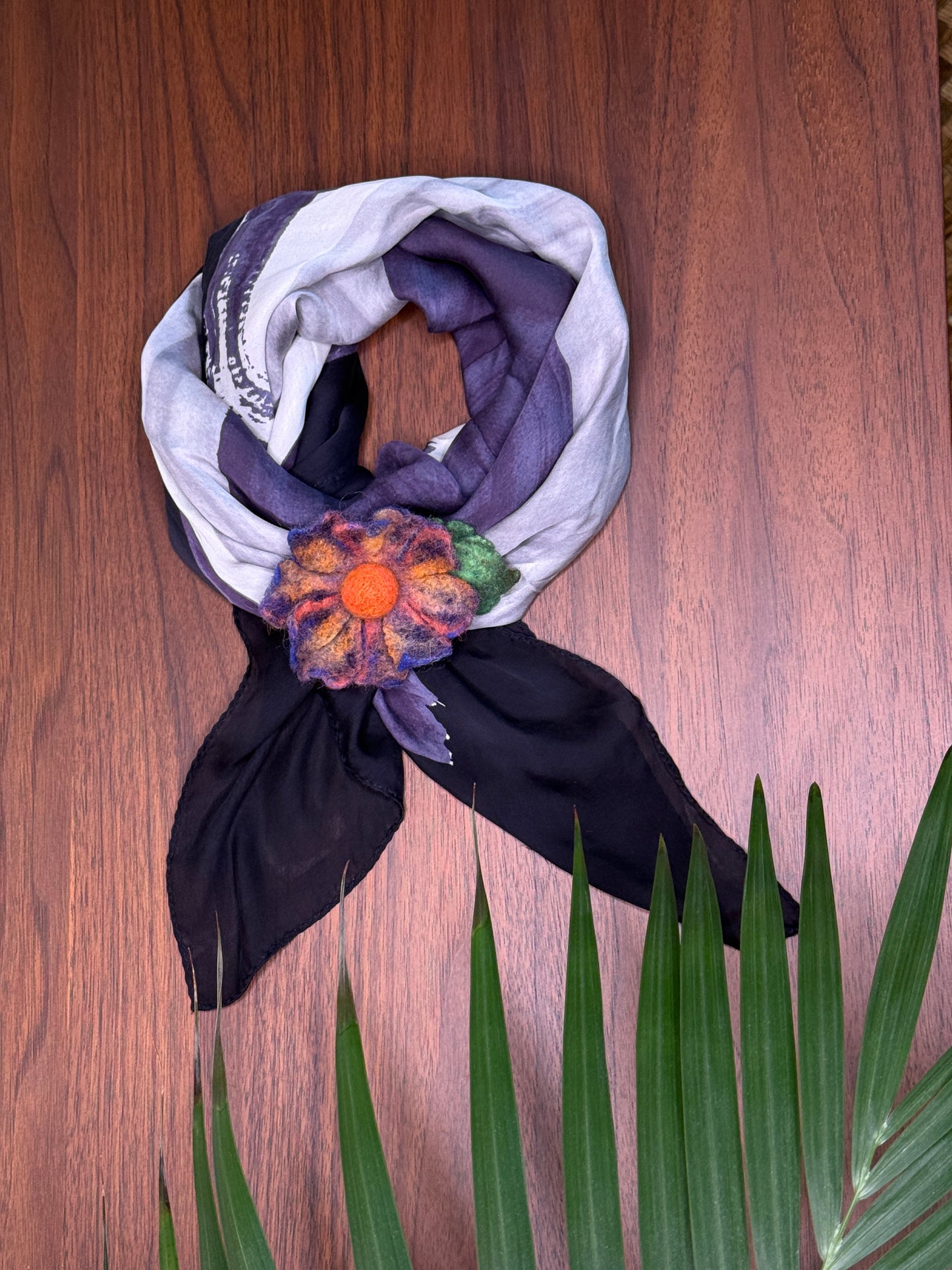 Brooch 4