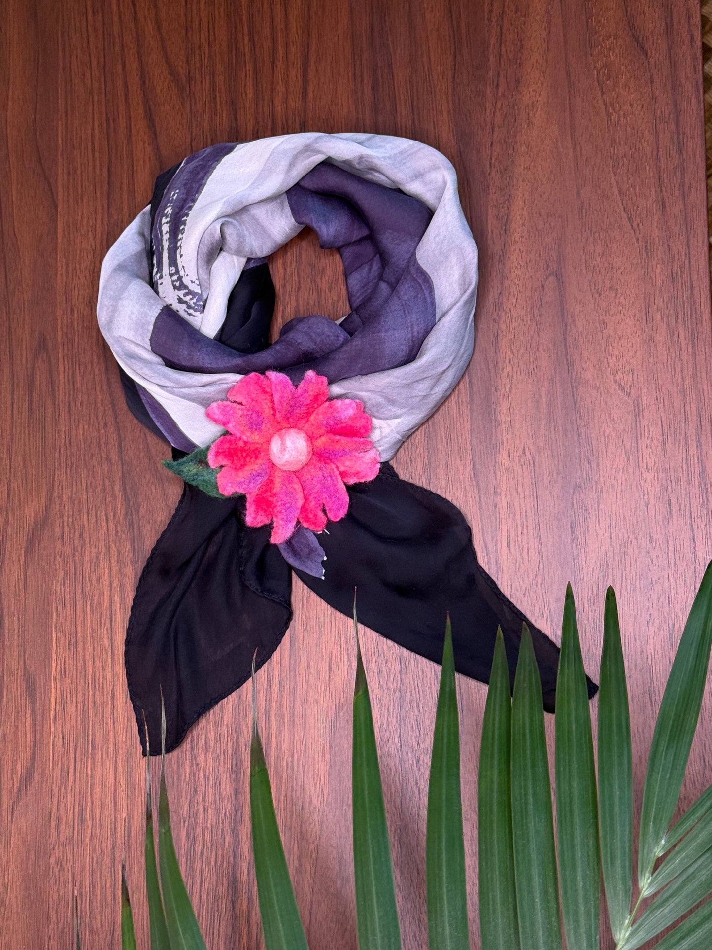 Brooch 5