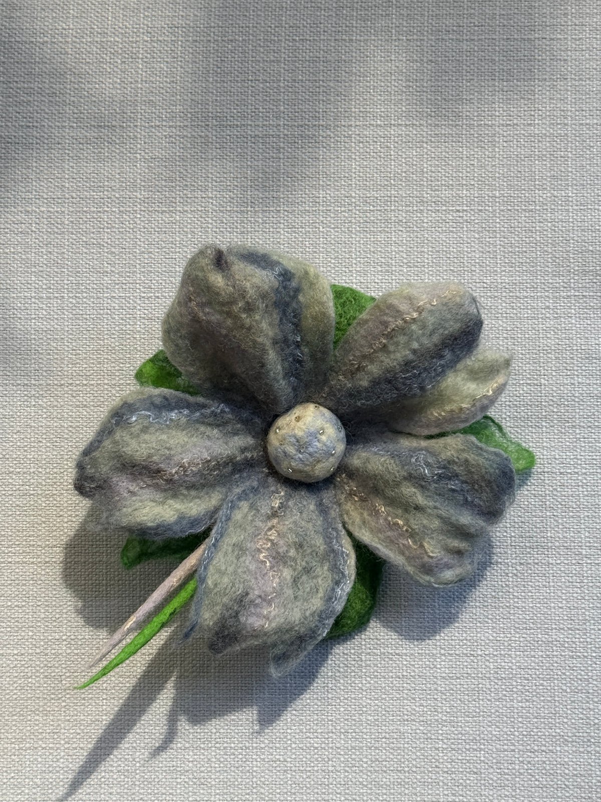 Brooch 1