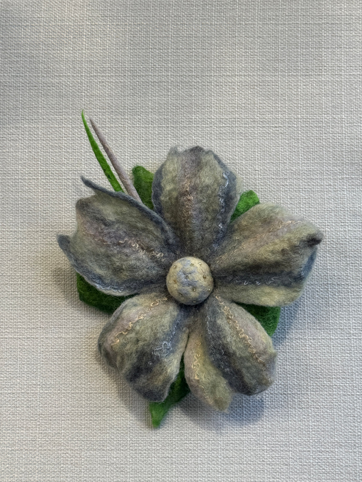 Brooch 1